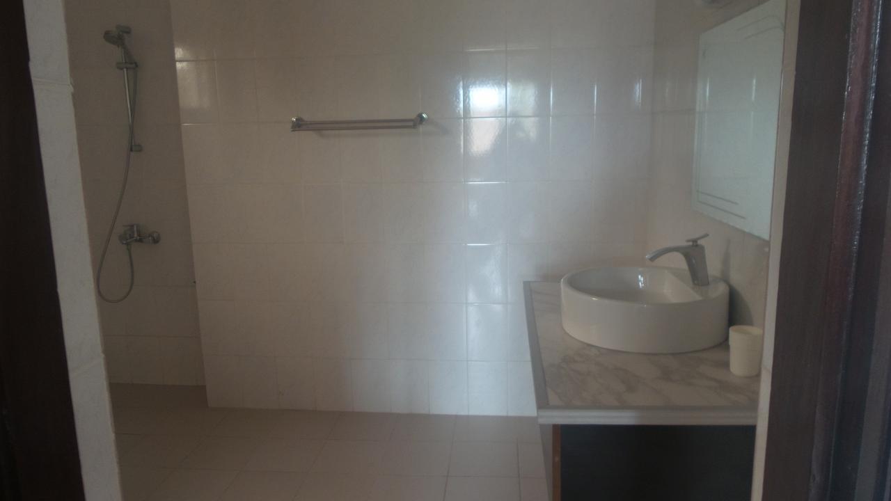 Best View Bed & Breakfast Lome Bagian luar foto