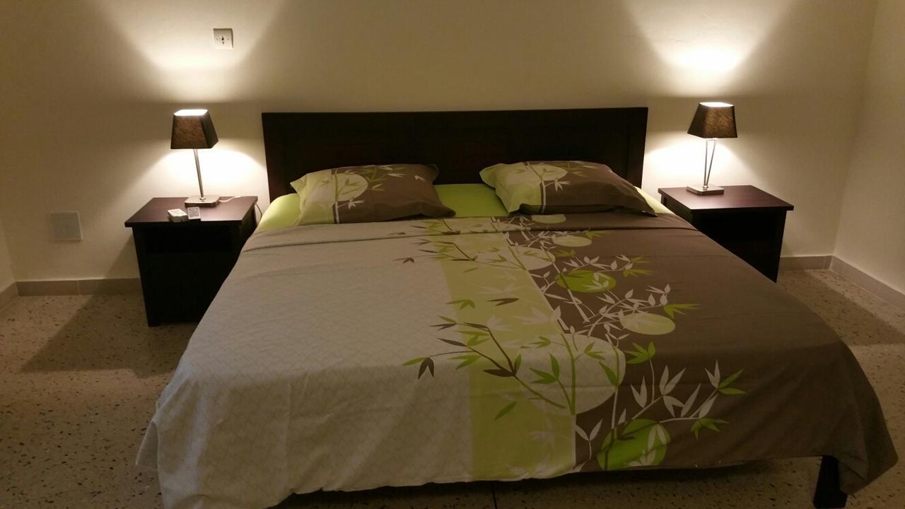 Best View Bed & Breakfast Lome Bagian luar foto