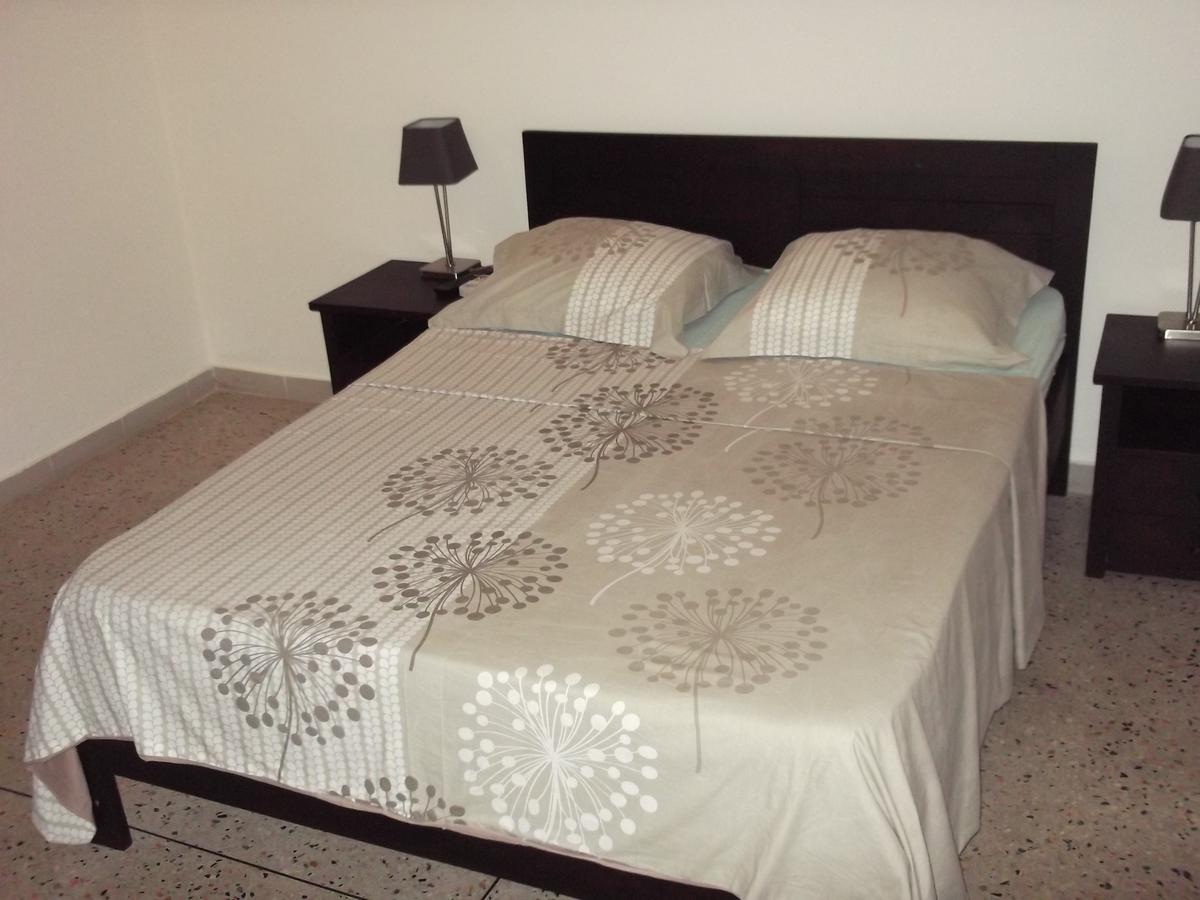 Best View Bed & Breakfast Lome Bagian luar foto