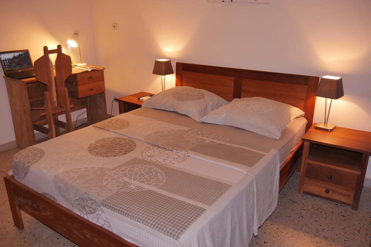 Best View Bed & Breakfast Lome Bagian luar foto